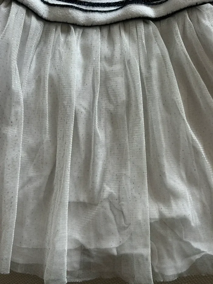 Robe marinière et à paillettes - photo numéro 3