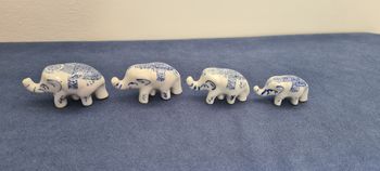 4 éléphants porcelaine bleus et blancs