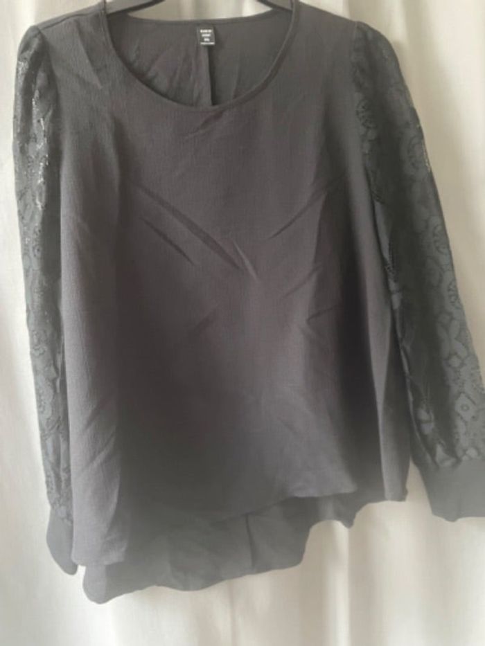 Blouse dentelle