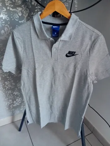 Polo nike brodé taille m