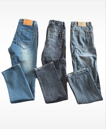 Lot 3 jeans garçon 12 ans très bon état 