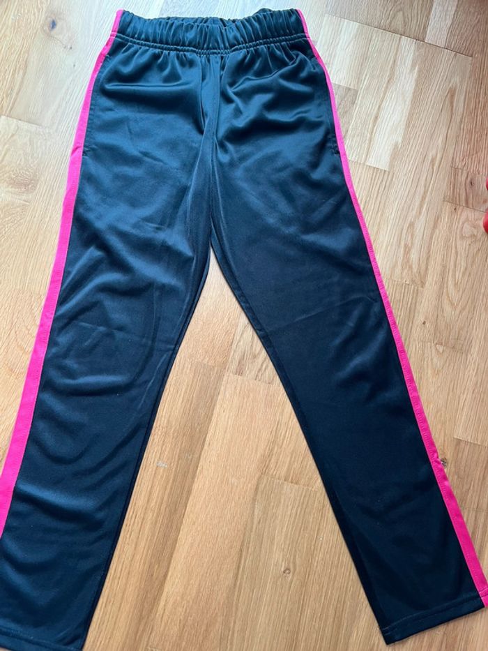 Ensemble jogging - photo numéro 3