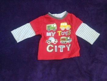 Tee shirt longues manches taille 6 mois