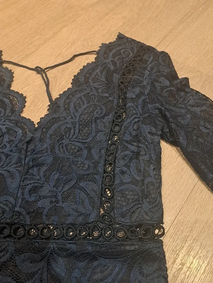 Robe dentelle - photo numéro 3