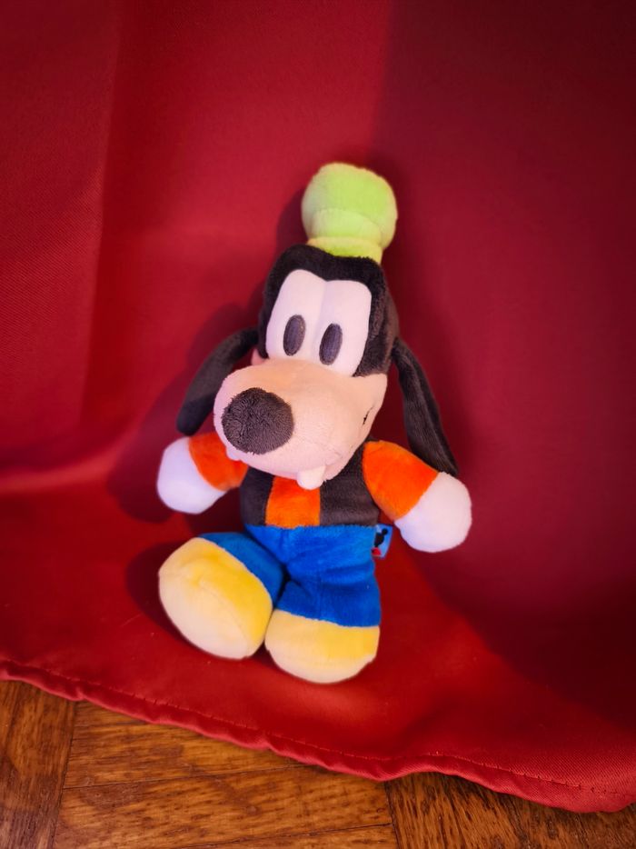 Petite peluche Disney Dingo