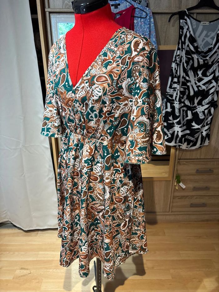 Robe neuve - photo numéro 2