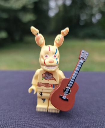 Minifigure jeu vidéo film horreur FNAF Five Nights At Freddy's Bonny jaune pale