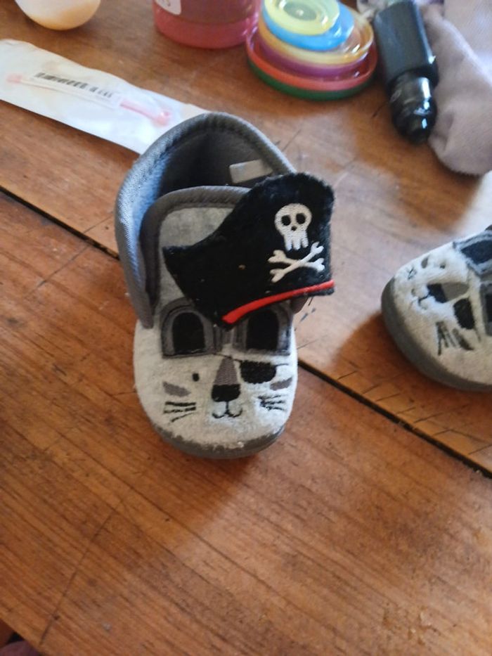 Chaussons à scratch pirates - photo numéro 4