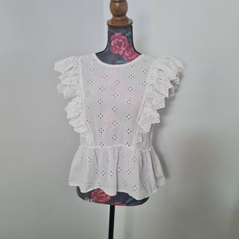 Joli.haut blanc etam