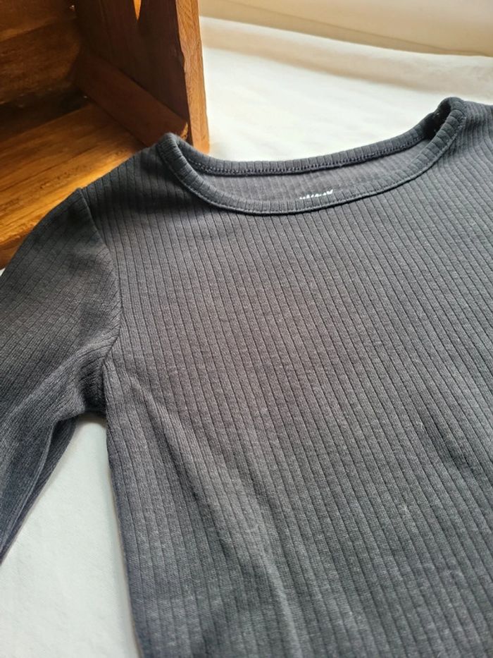 T-shirt manches longues uni noir 4 ans - photo numéro 3