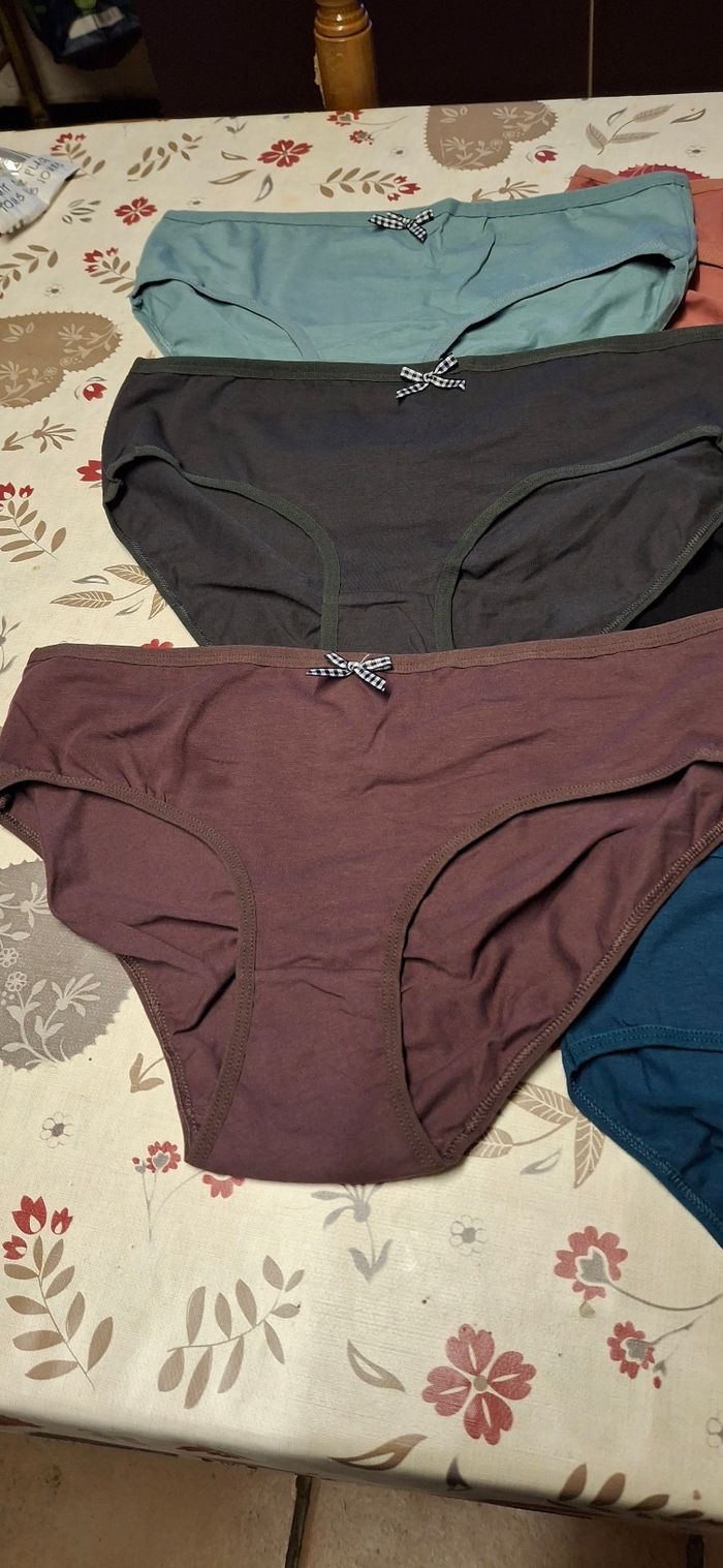 Lots  7 slips femme taille xl neuf - photo numéro 3