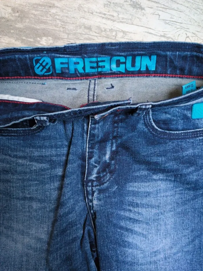 Jean slim. - photo numéro 4