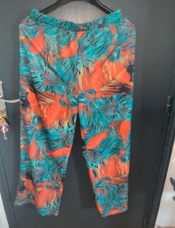 Pantalon fluide imprimé tropical