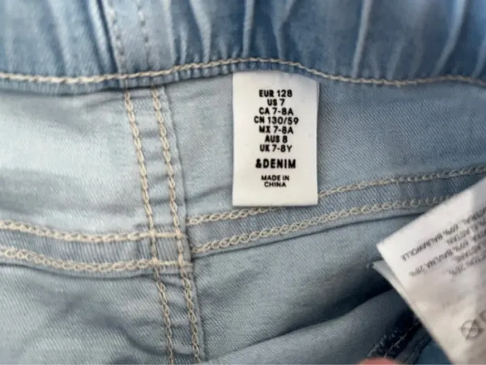 Short h&m 7-8 ans en très bon état - photo numéro 3