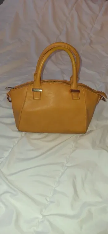 Petit sac a main moutarde