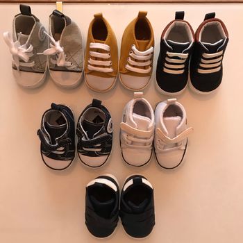 Lot 6 paires de chaussures bébé