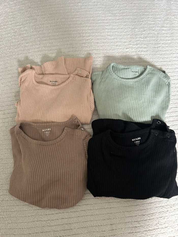 Lot de 4 t-shirts côtelés manches longues 18 mois