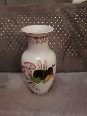 Joli vase chinois de belle qualité