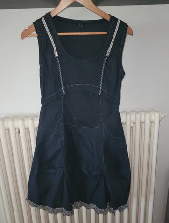 Robe noire effet bouffant