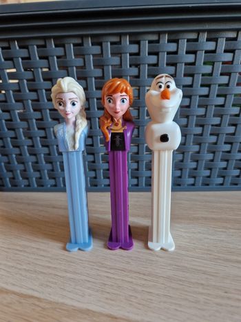 Lot 3 pez reine des neiges 2 disney