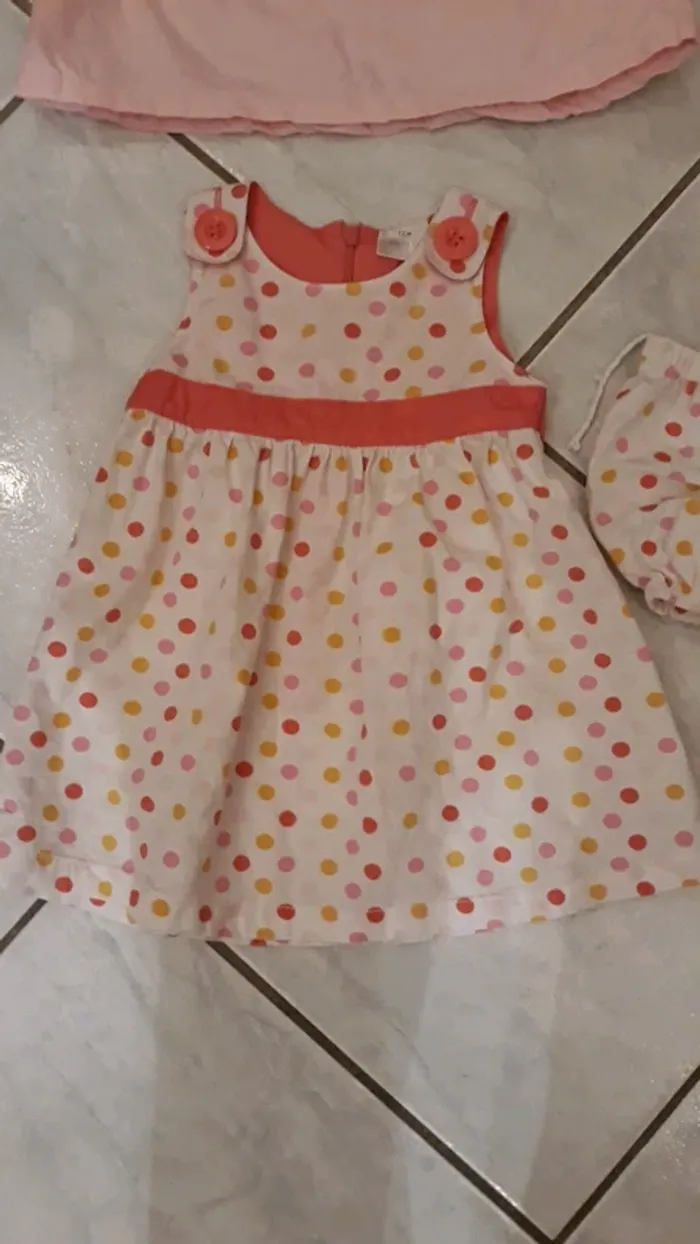 Lot de 2 robes en 12 mois - photo numéro 2