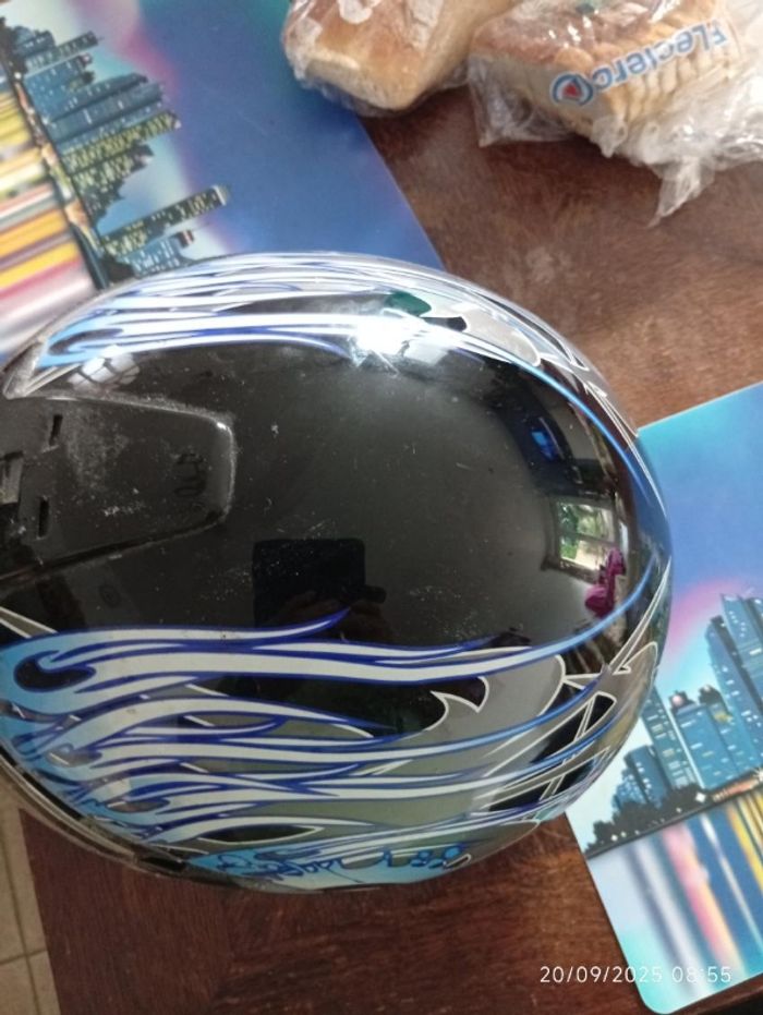 Casque moto - photo numéro 2