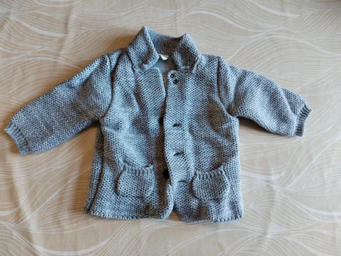 Lot gilet /pull 6 mois - photo numéro 4