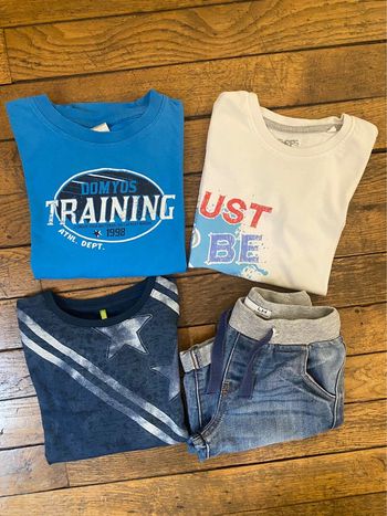 Lot short et t-shirts Taille 5 ans