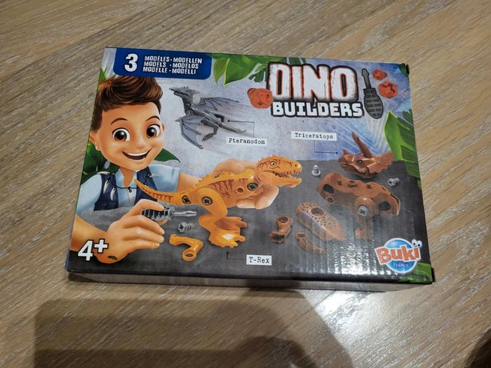 Buki dinosaure