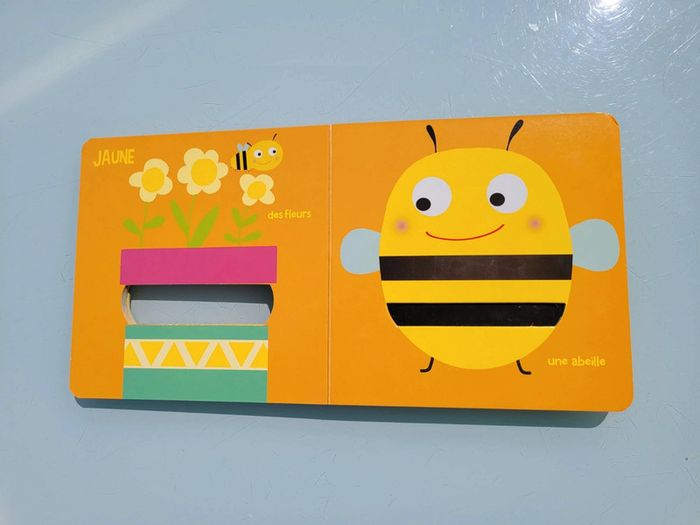 Livre animé de Page en Page 🌈 Les Couleurs 🐠 - photo numéro 6