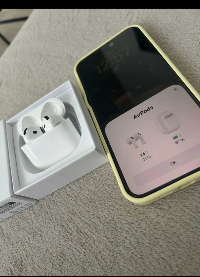 AirPods 4