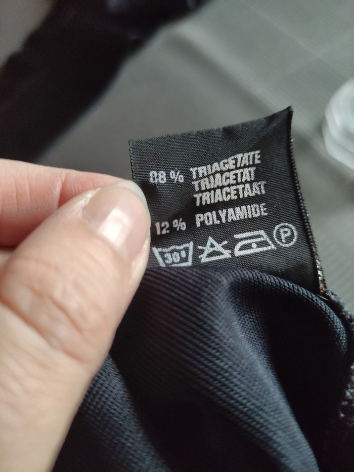 Robe vintage noire années 80 avec grand noeud - photo numéro 7