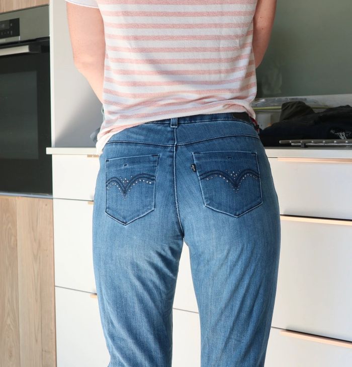 Jean Levi’s skinny strass 28