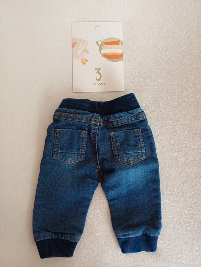 Pantalon 3 mois - photo numéro 3