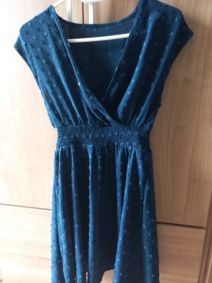 Jolie petite robe bleu marine élégante S neuve - photo numéro 2