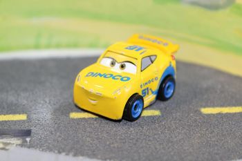 Disney Pixar cars mini racer Cruz Ramirez