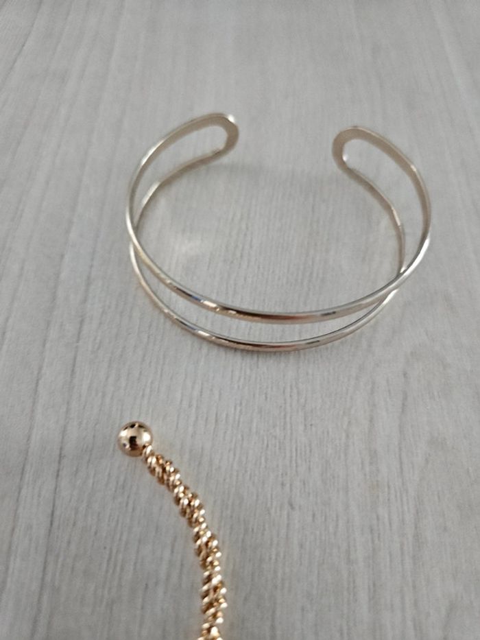 Lot de 4 Bracelets jonc doré - photo numéro 2
