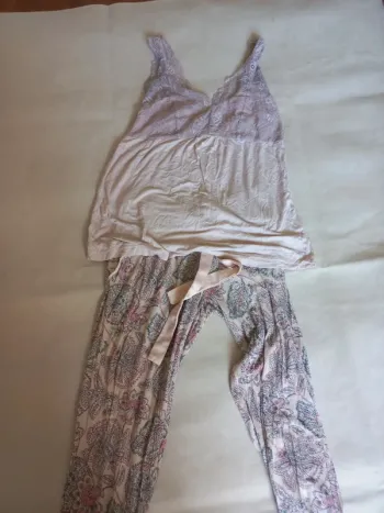 Pyjama rouge gorge