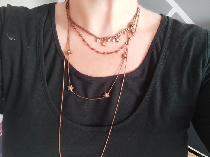 collier multi rang peu porté