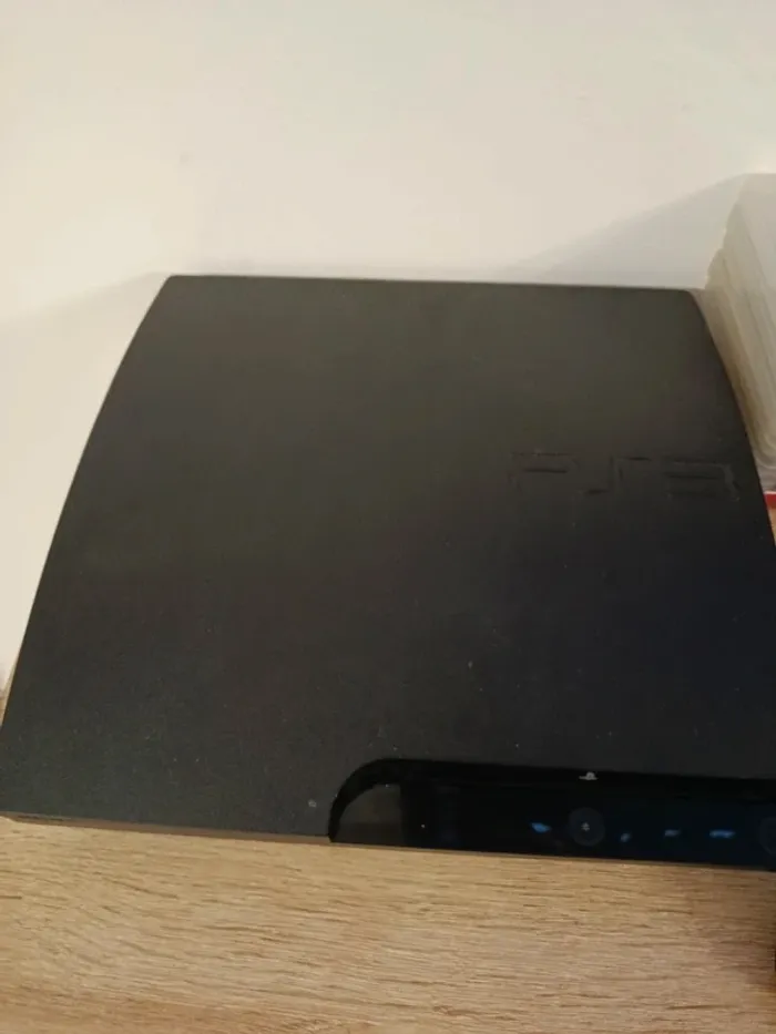 Ps3 avec manette et 7 jeux - photo numéro 2
