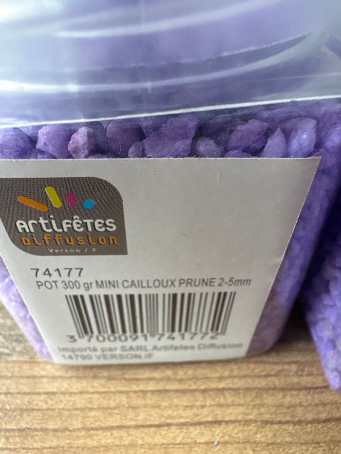 Lot  de 7 pots de cailloux décoratif lilas neuf - photo numéro 3