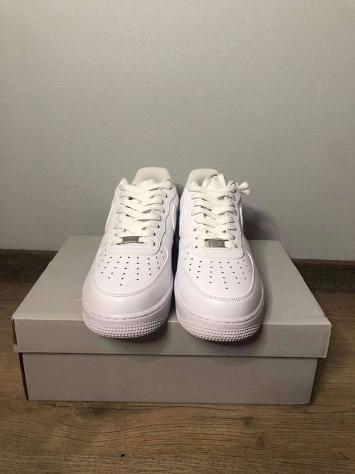Nike Air Force 1 Low '07 White 38 - photo numéro 3