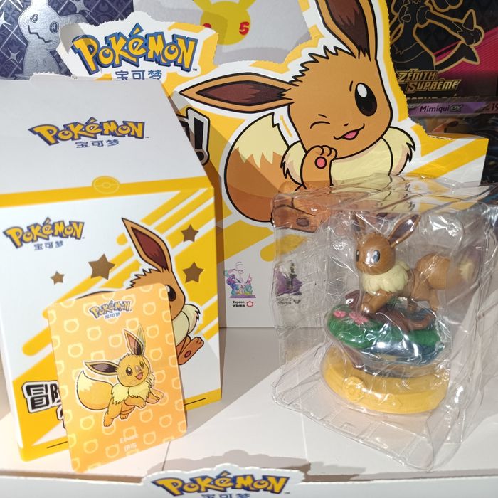 Figurine pokémon officielle Funism Evoli neuve