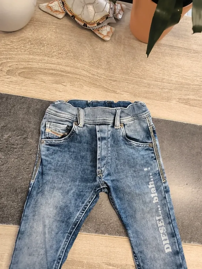 Pantalon jean souple garçon 18 mois Diesel - photo numéro 4