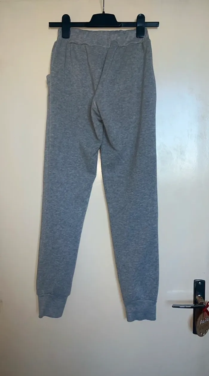 Ensemble sweat + jogging T36 🩷🩶 - photo numéro 13
