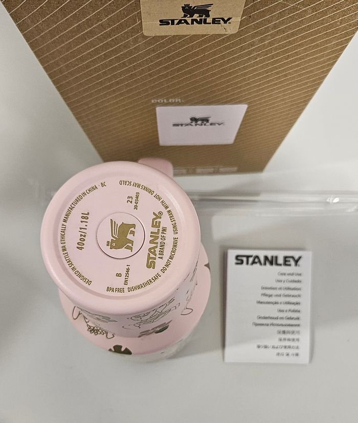 Cup Stanley × Stitch - photo numéro 4
