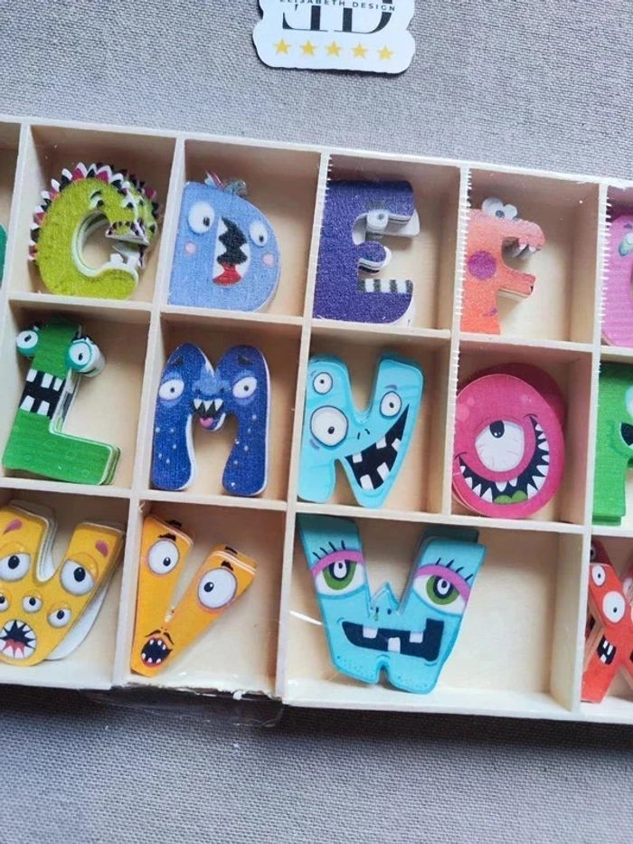 Lot 130 pièces alphabet en bois. - photo numéro 3