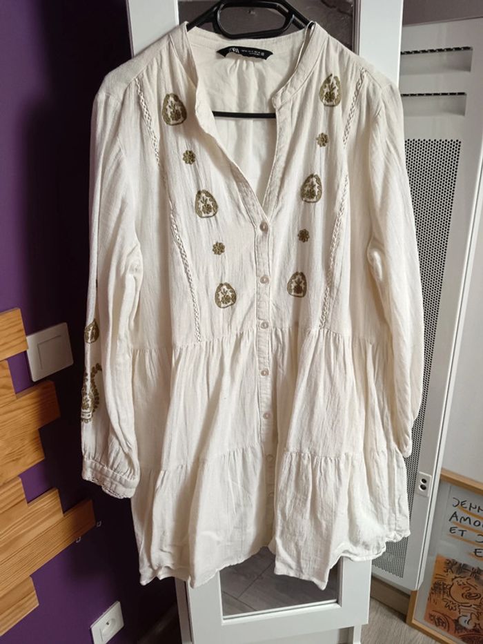 Robe bohème Zara broderies kaki et beige crème taille m