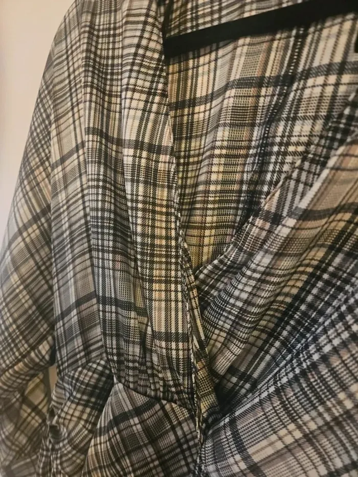 Robe Zara neuve - Taille S - photo numéro 7