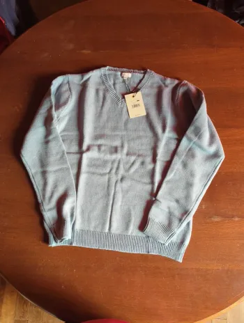 Pull turquoise clair neuf Gocco 11-12 ans